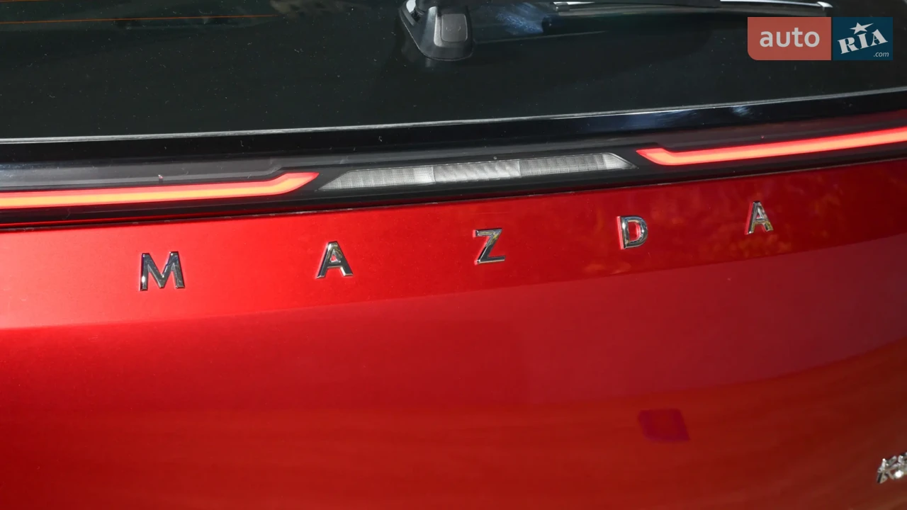Mazda-12