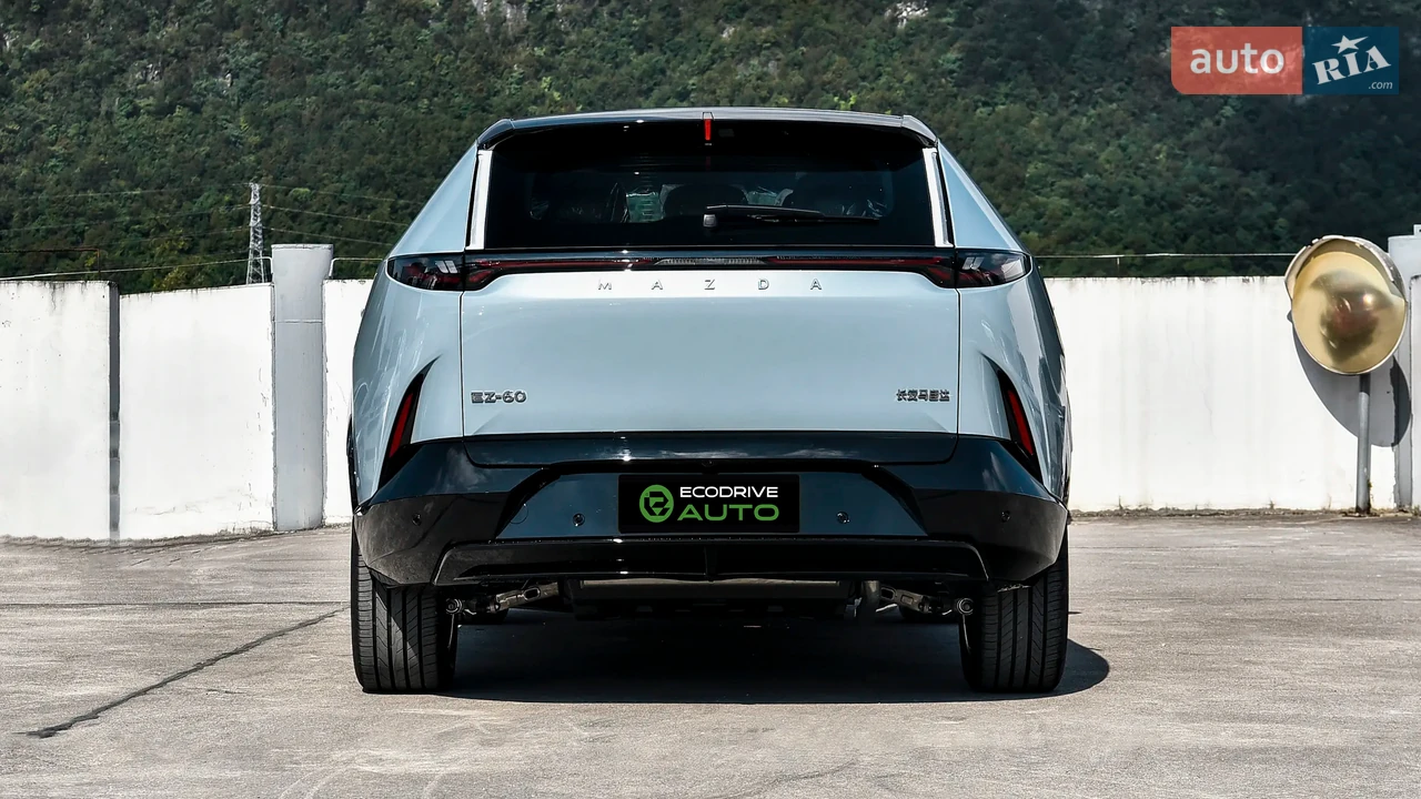 Mazda-12