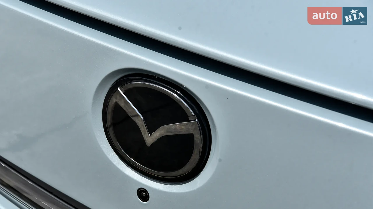 Mazda-10