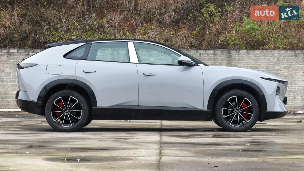 Mazda-8