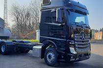 Mercedes-Benz Actros Base