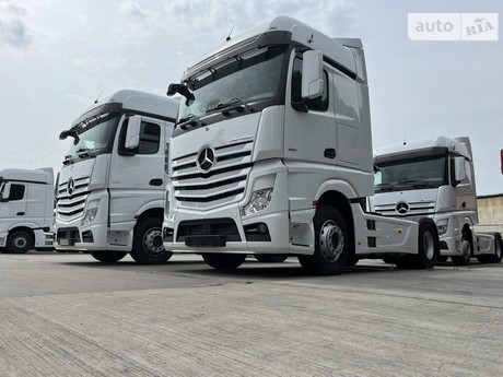 Mercedes-Benz Actros 2023