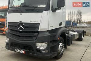 Mercedes-Benz Actros Base