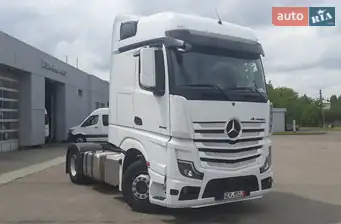 Mercedes-Benz Actros Mercedes-Benz Actros