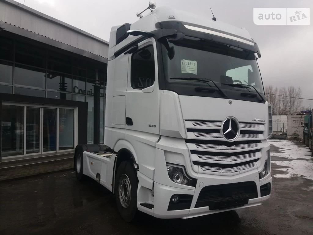 Mercedes-Benz Actros Base