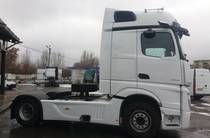 Mercedes-Benz Actros Base