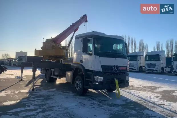 Mercedes-Benz Arocs Base