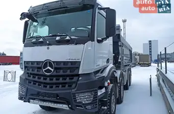 Mercedes-Benz Arocs