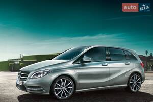 Mercedes B-Class 2017 року