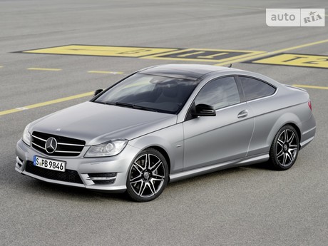 Mercedes-Benz C-Class 2011