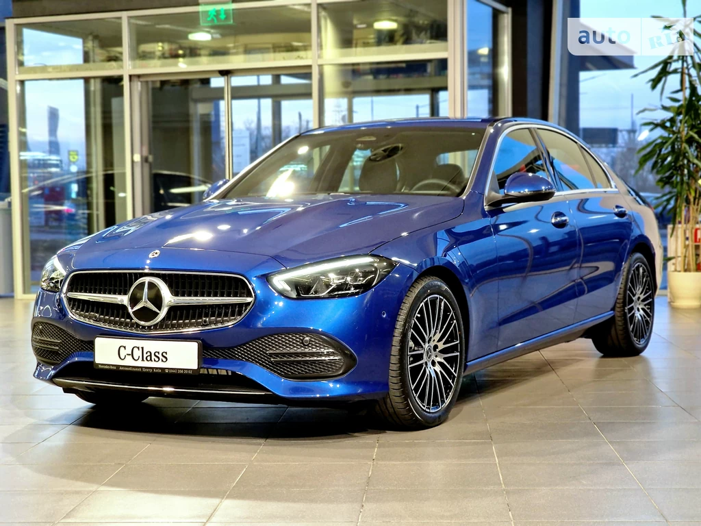 Mercedes-Benz C-Class Base