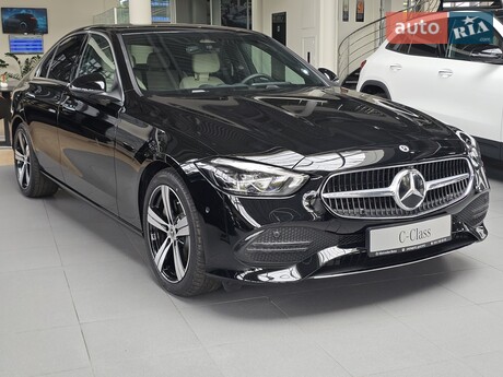 Mercedes-Benz C-Class 2024