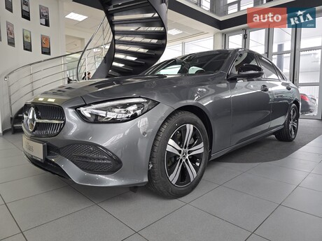 Mercedes-Benz C-Class 2025