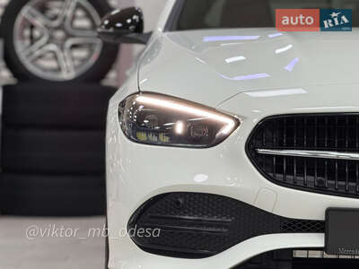 Новий Mercedes-Benz C-Class 2025 - фото 4