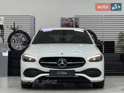 Новий Mercedes-Benz C-Class 2025 - фото 3