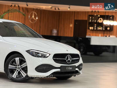 Новий Mercedes-Benz C-Class 2025 - фото 2