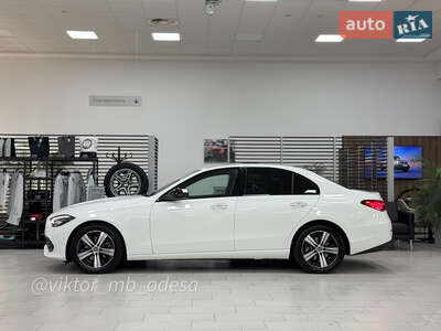 Новий Mercedes-Benz C-Class 2025 - фото 5