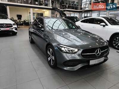 Новий Mercedes-Benz C-Class 2025 - фото 5