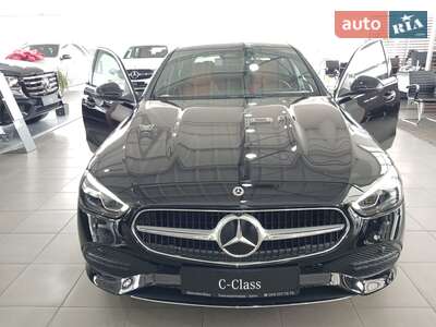Новий Mercedes-Benz C-Class 2025 - фото 2