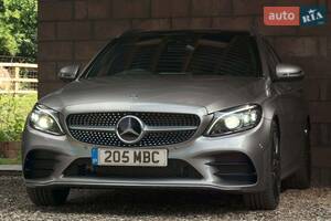 Mercedes C-Class 2018 року
