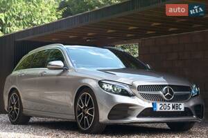 Mercedes C-Class 2018 року