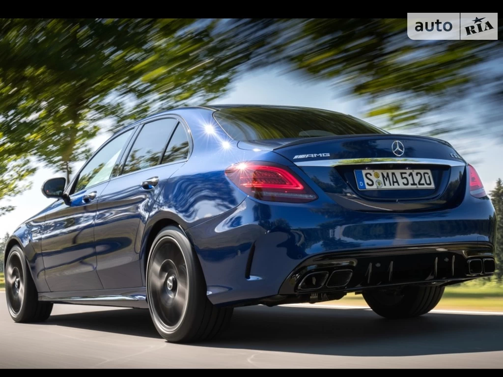 Mercedes-Benz C-Class Base