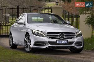 Mercedes C-Class 2018 року