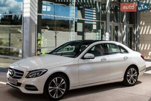 Mercedes C-Class 2018 року