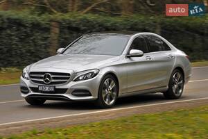 Mercedes C-Class 2018 року