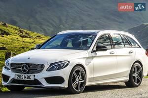 Mercedes C-Class 2018 року