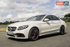 Mercedes C-Class 2018 року