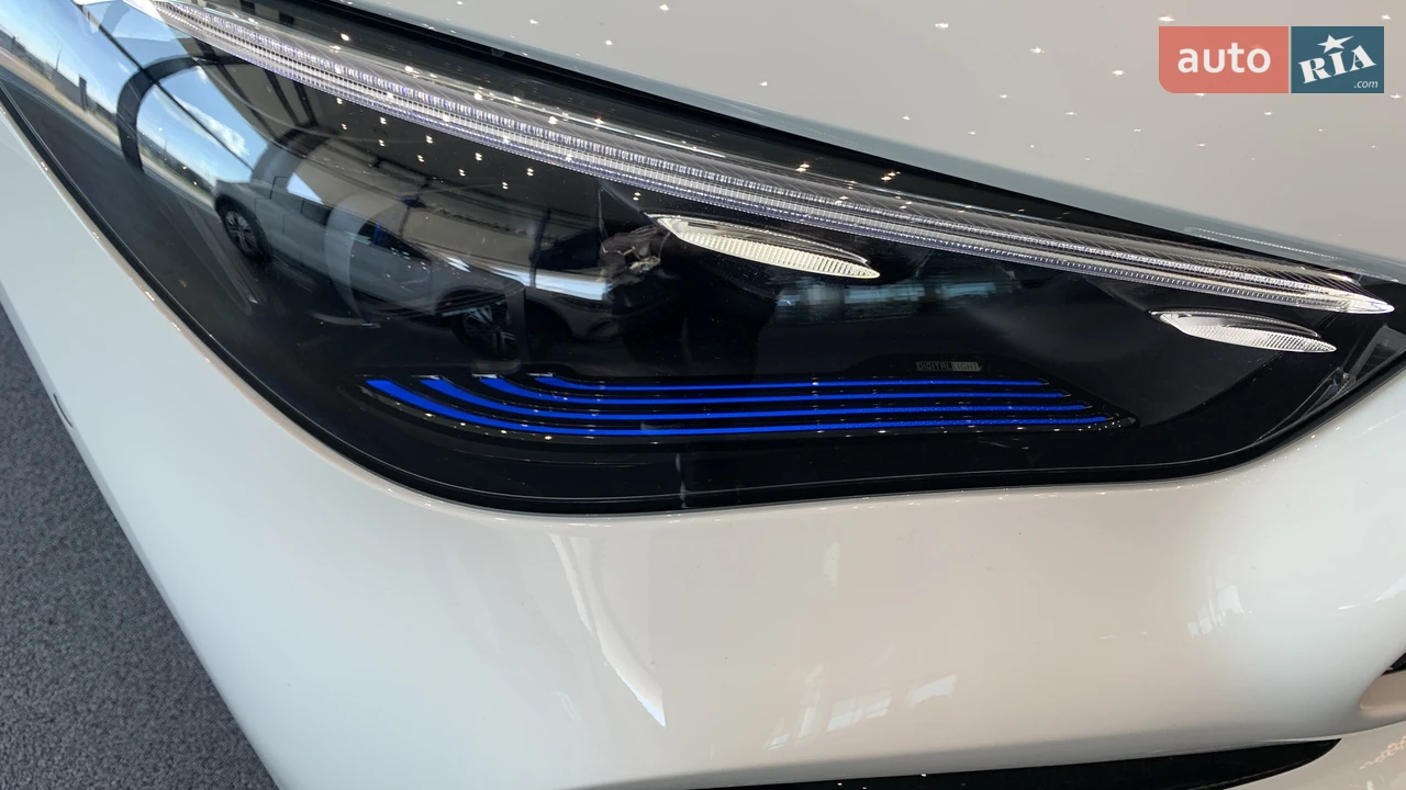Mercedes-Benz-5