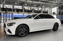 Mercedes-Benz E-Class Base