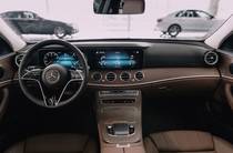 Mercedes-Benz E-Class Base