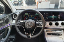 Mercedes-Benz E-Class Base