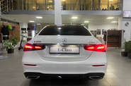 Mercedes-Benz E-Class Base