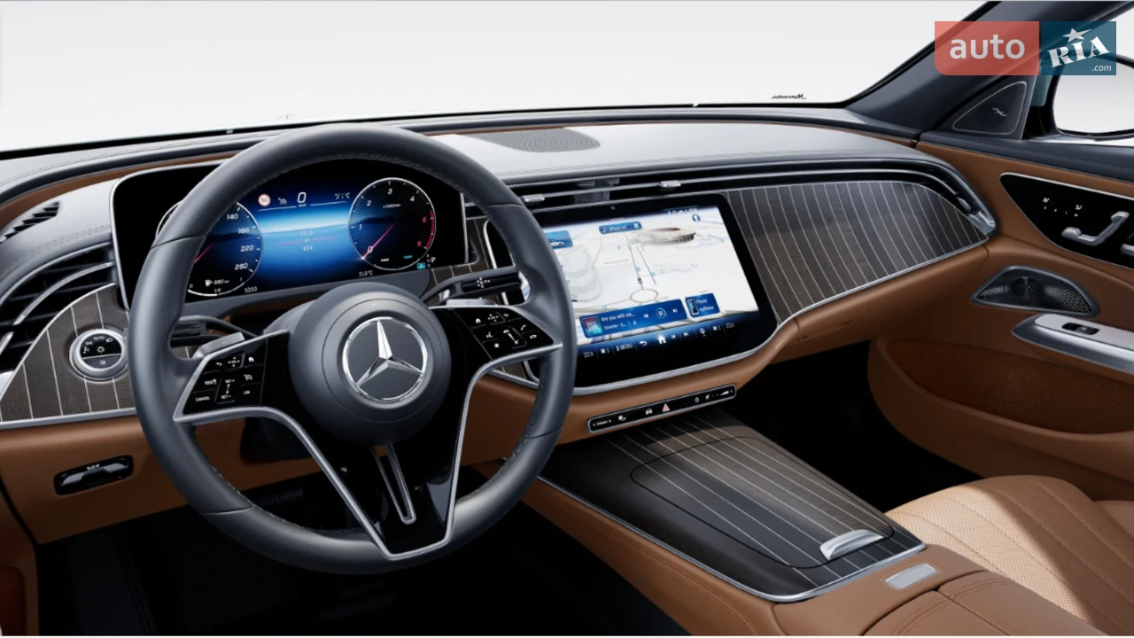 Mercedes-Benz-0