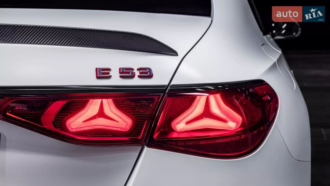 Mercedes-Benz-5