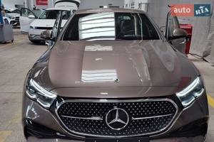 Mercedes-Benz E-Class 