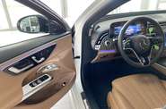 Mercedes-Benz E-Class Avantgarde