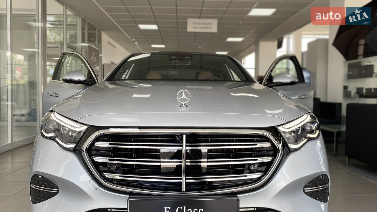 Mercedes-Benz E-Class Exclusive Line