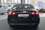 Mercedes-Benz E-Class Avantgarde