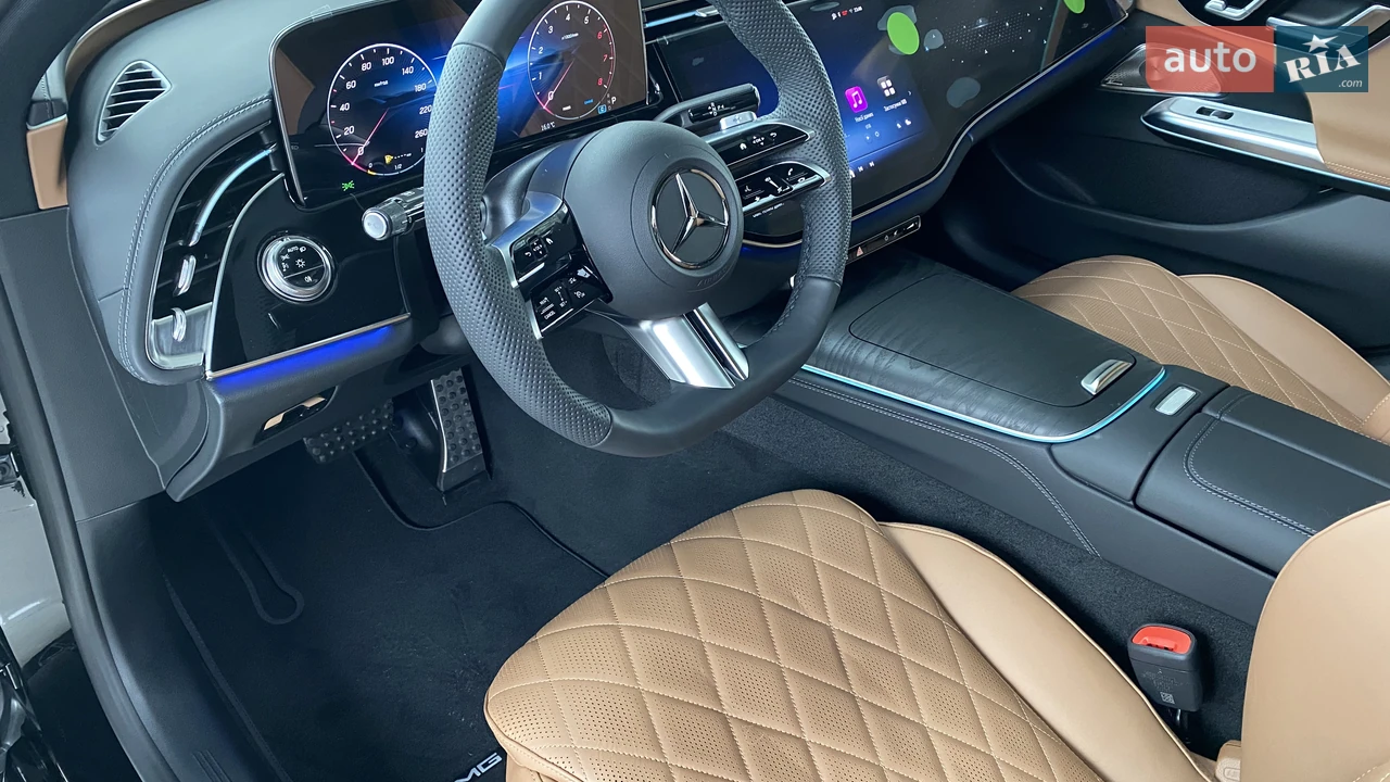 Mercedes-Benz-9