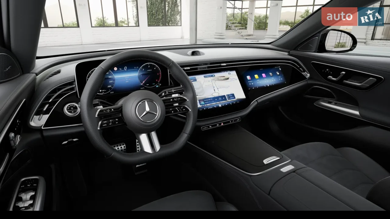 Mercedes-Benz-8