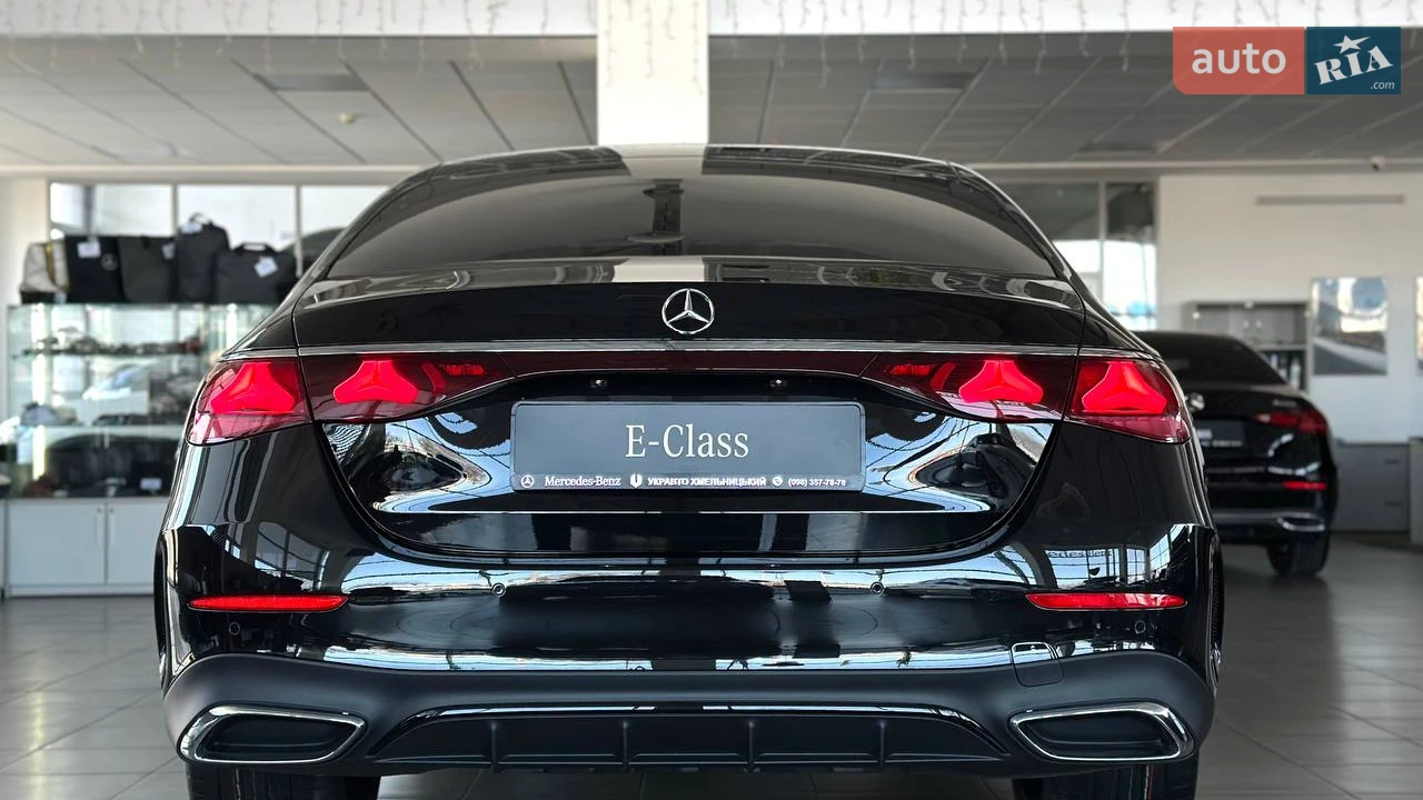 Mercedes-Benz-39
