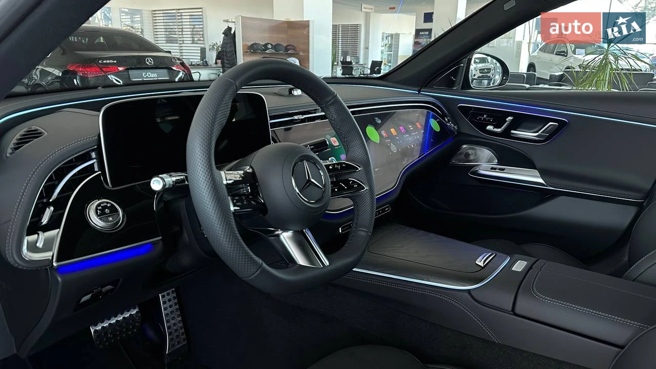 Mercedes-Benz-74