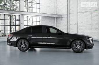 Mercedes-Benz E-Class 2025 Exclusive Line