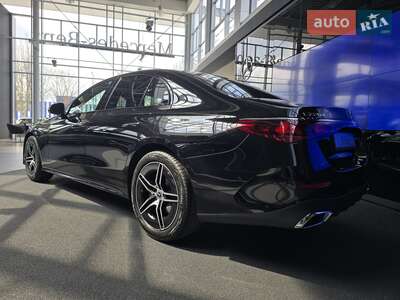 Новий Mercedes-Benz E-Class 2025 - фото 4