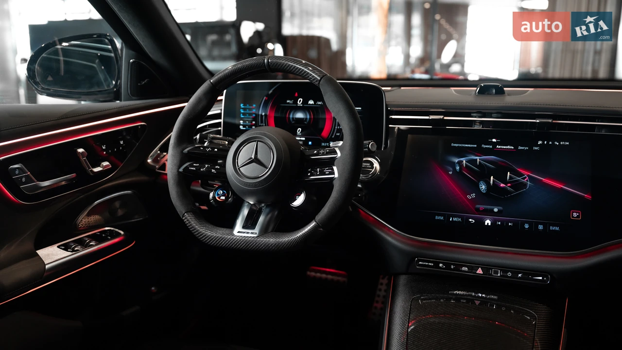 Mercedes-Benz-10