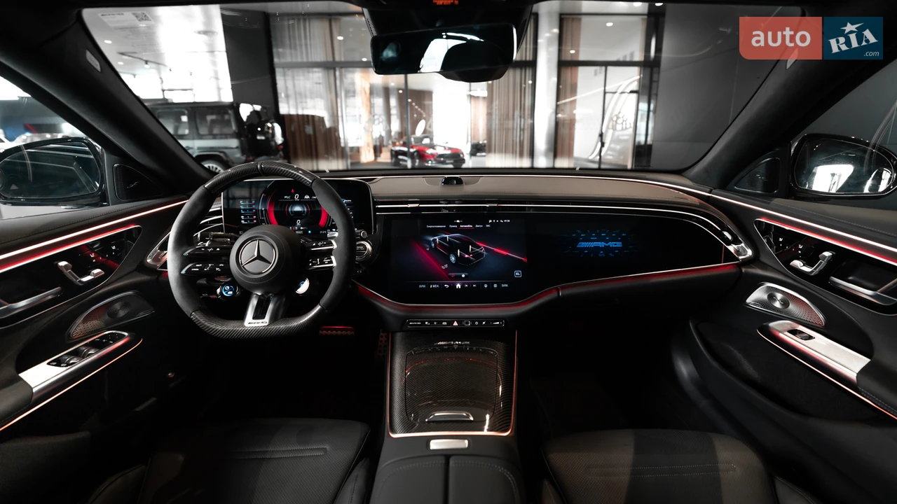Mercedes-Benz-15